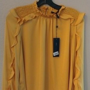 NWT BCBG blouse